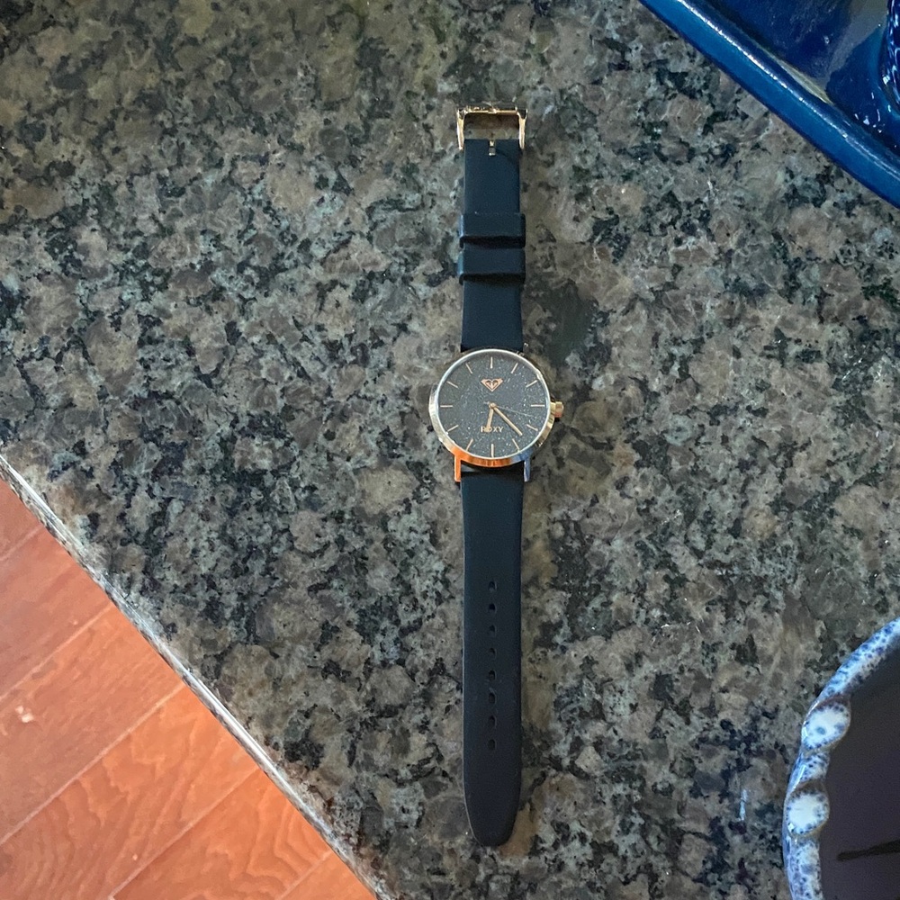 ROXY | Watch
